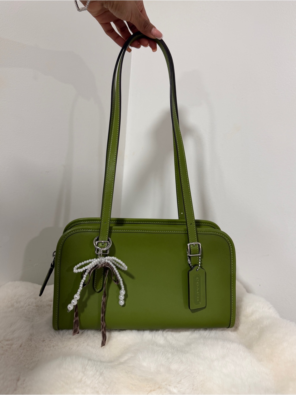 Coac Swing Zip Shoulder Bag Lime Green (Regular Size )